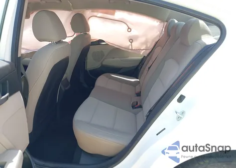 2019 Hyundai Elantra Se z USA, uszkodzony, nr VIN 5NPD74LFXKH492434